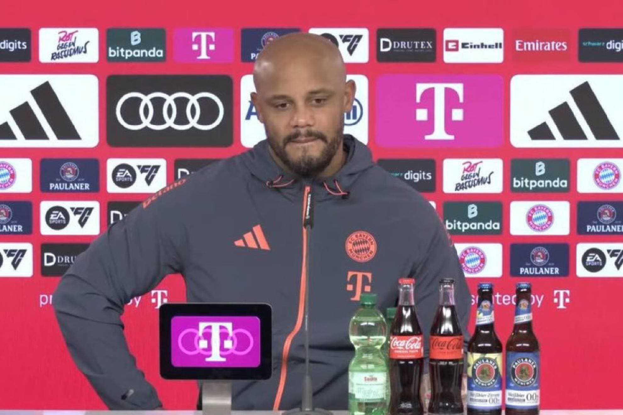 Kompany confirma la ausencia de Kane ante Friburgo, pero ve luz ante el Madrid